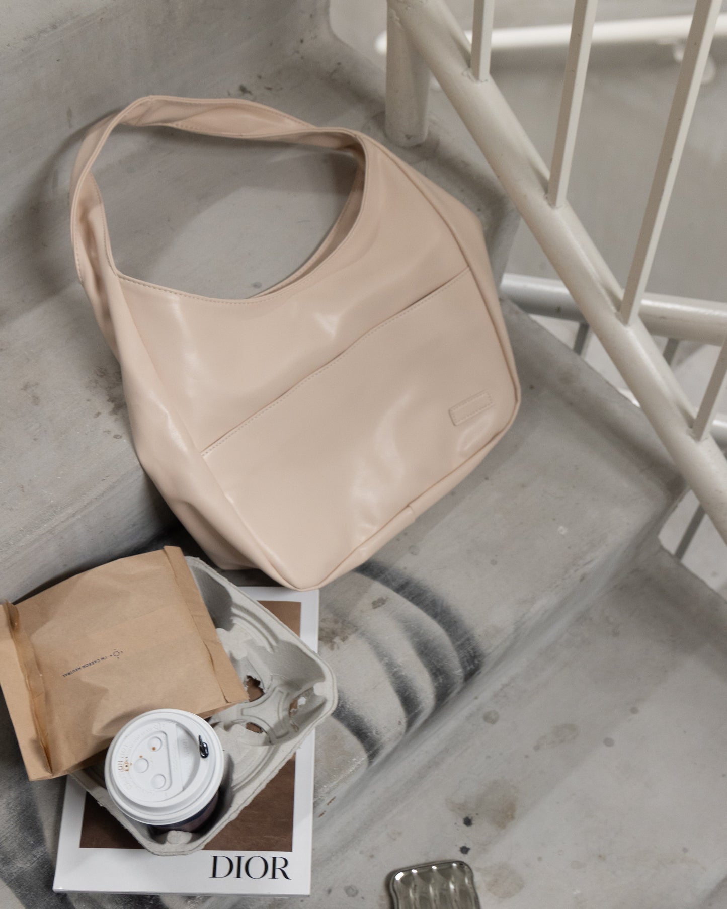 Tiktrove tote bag