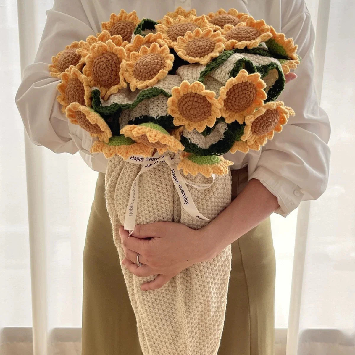 Tiktrove Bouquet Blanket
