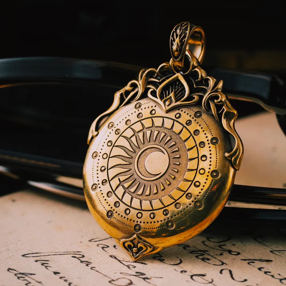 🔥👁️‍🗨️Handmade Tarot Vision Pendant: Connect to Cosmic Wisdom Anytime(✨Comes with instruction manual)