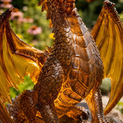 Amethyst Crystal Dragon Solar Garden Light, LED Dragon Statue Outdoor Yard Patio Decor, Waterproof Fantasy Garden Ornament, Gift for Dragon Lovers