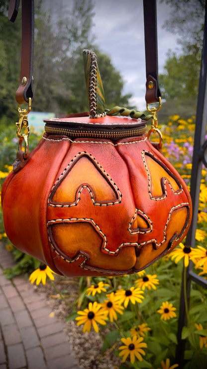 🎃handmade leather Pumpkin Bag(✨Same as in the video)