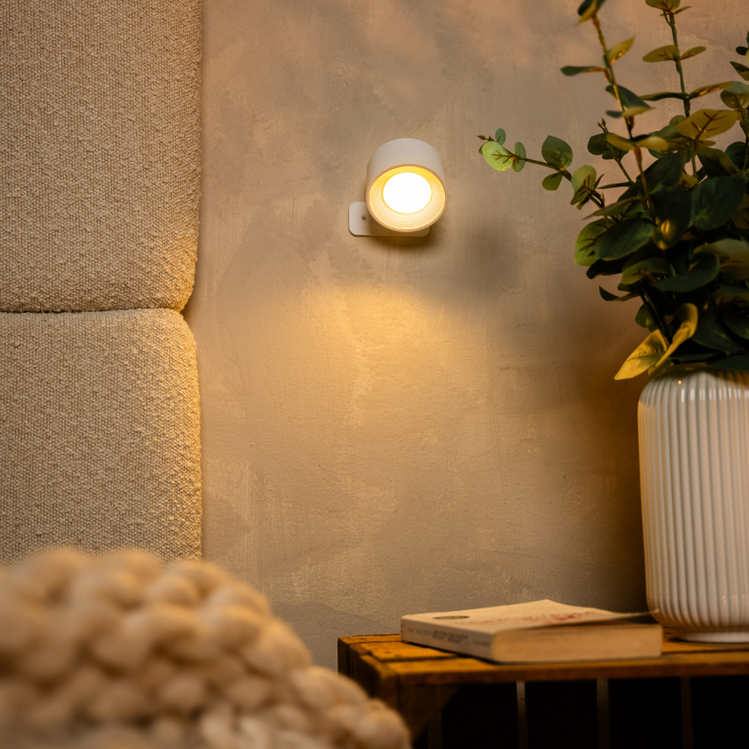 Tiktrove - Wall Lamp