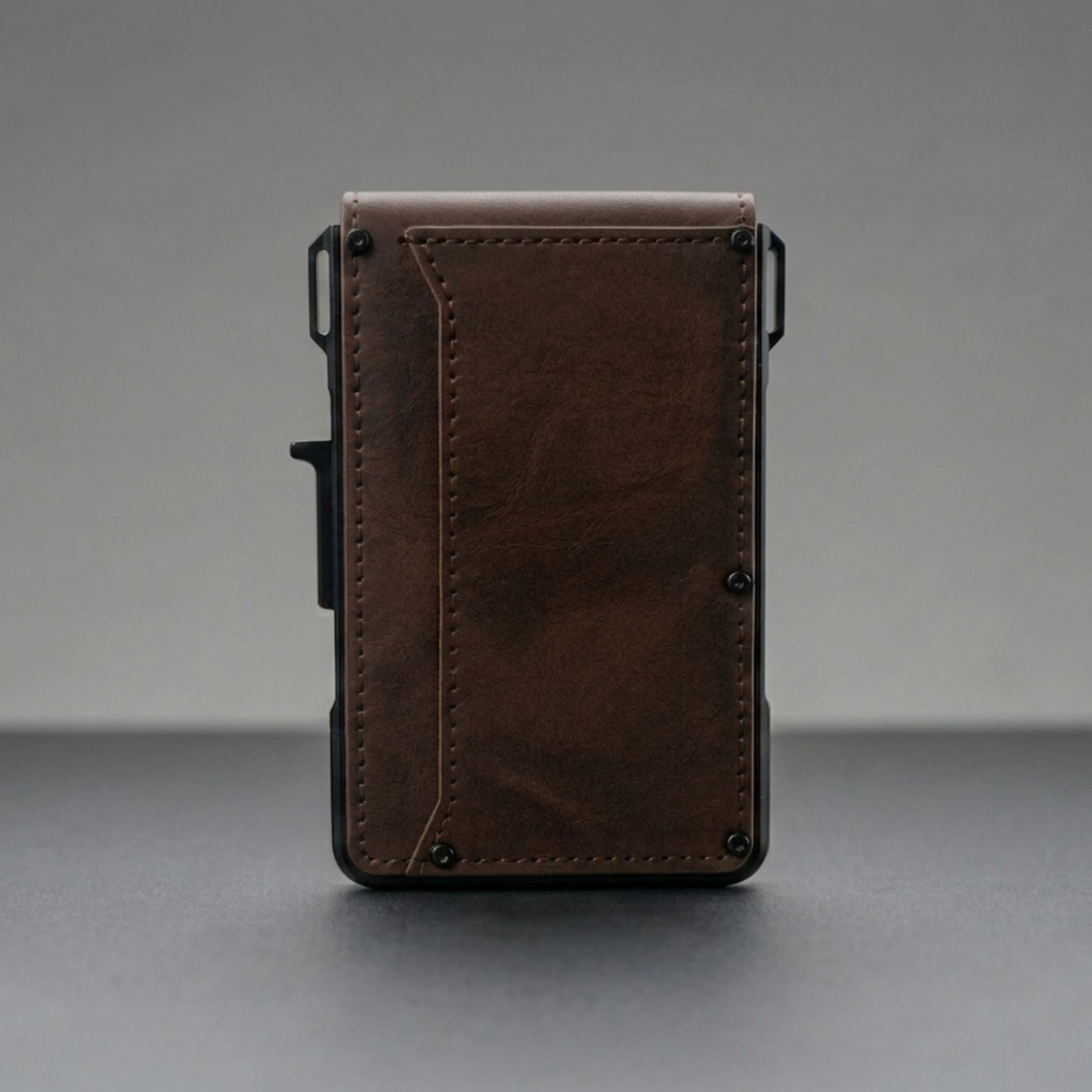 Minimalist Wallet - Maximum Capacity. Minimal Footprint.