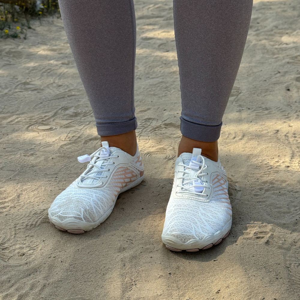Barefoot shoes for beach