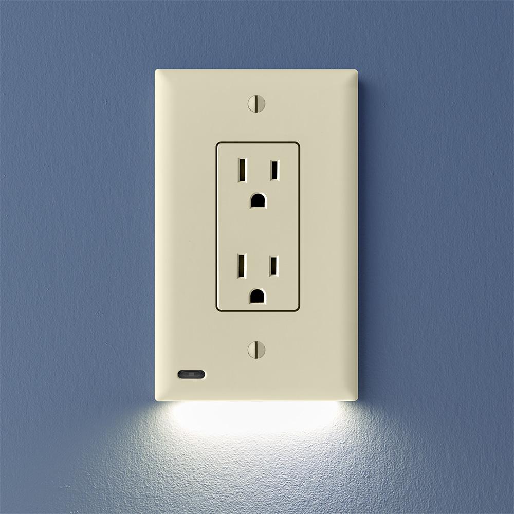 OUTLET WALL PLATE WITH LED NIGHT LIGHTS-NO BATTERIES OR WIRES [UL FCC CSA CERTIFIED] 1 Set ( 2 PCS )