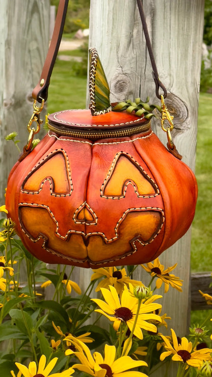 🎃handmade leather Pumpkin Bag(✨Same as in the video)