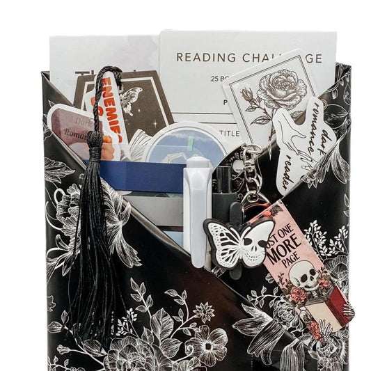 🖤📚Gothic Blind Date with a Book