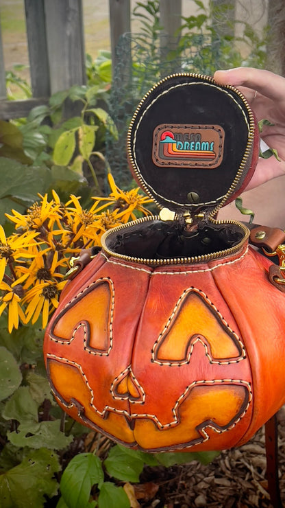 🎃handmade leather Pumpkin Bag(✨Same as in the video)